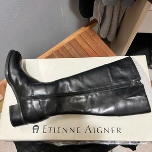 Women’s boots